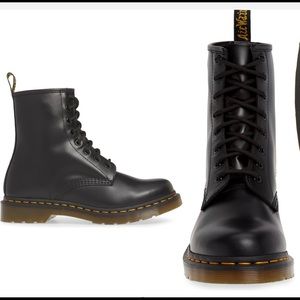 Dr. Martens 1460 W boots Black size 7